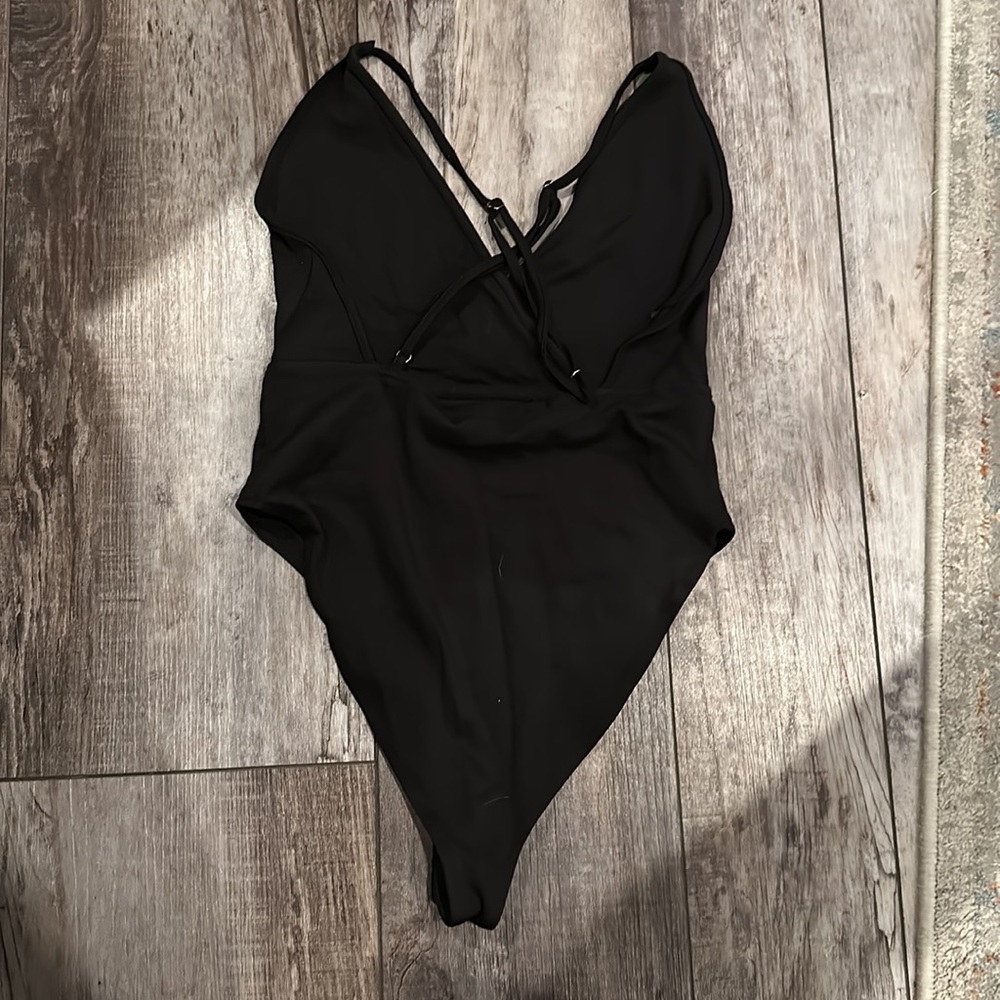 New never worn - Picture 2 of 4